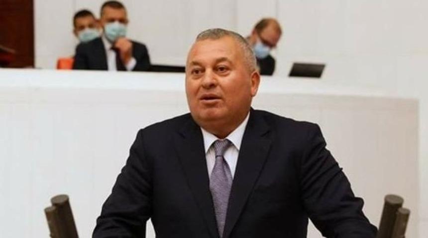 Cemal Enginyurt: "MHP vazge&ccedil;ilmez sevdamdı"