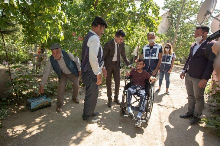 İpekyolu Belediyesinden engelli bireylere tekerlekli sandalye G5