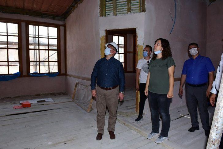 Başkan Aşgın, Velipaşa Hanı’ndaki çalışmaları inceledi G4