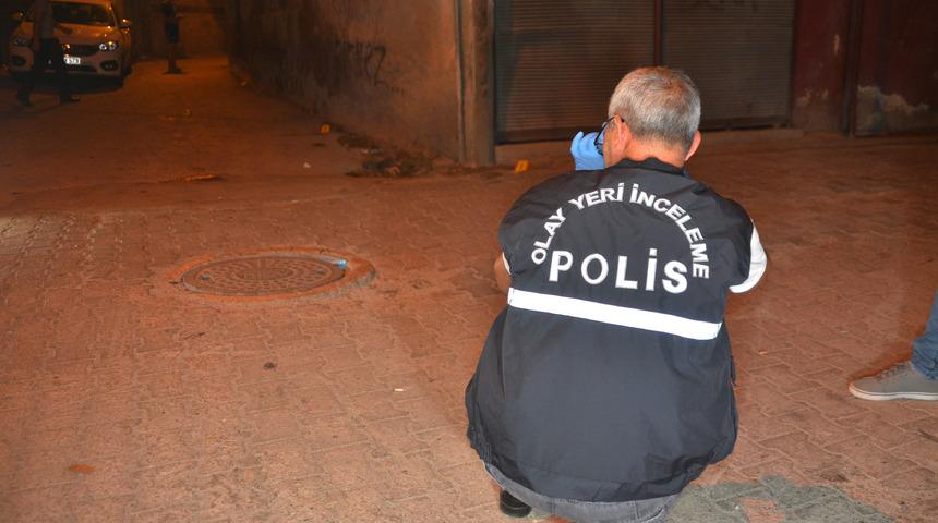 Dayısının sokakta kurşun yağdırdığı gen&ccedil; ağır yaralandı