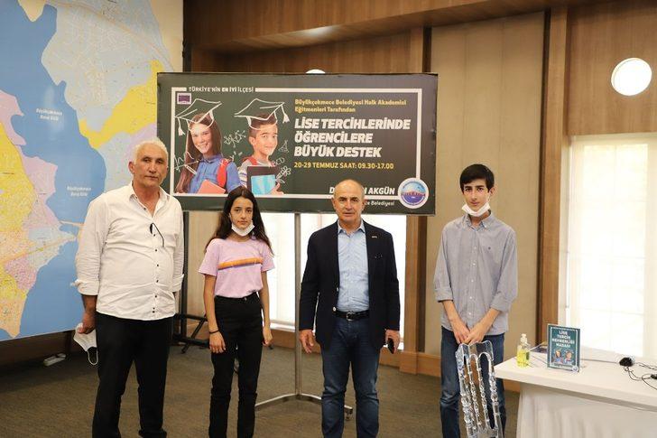 Halk Akademisi eğitmenlerinden öğrencilere lise tercih desteği G2