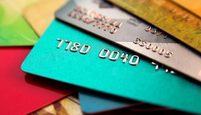 Kredi kartının üst üste asgarisi ödenirse... Kredi kartı borcu kaç gün gecikirse kara listeye girilir?