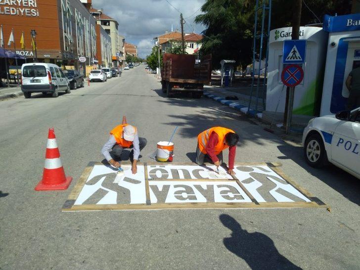 Bayram öncesi belediye ekiplerinden hummalı çalışma G3