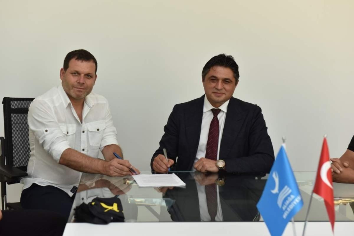 Aliağaspor FK&rsquo;da teknik direkt&ouml;r Hakan Şap&ccedil;ı oldu
