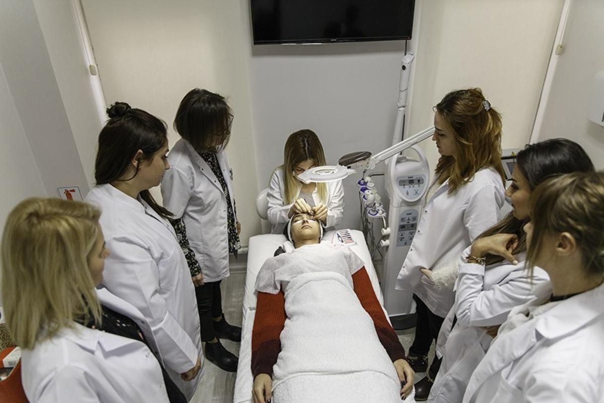 Online cilt ve medikal ayak sağlığı eğitimleri başlıyor