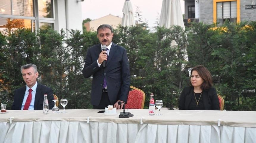 M&uuml;lki idare amirlerine veda yemeği