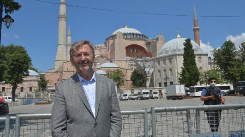 'Ayasofya'da kayıp eserler var' iddialarına yanıt