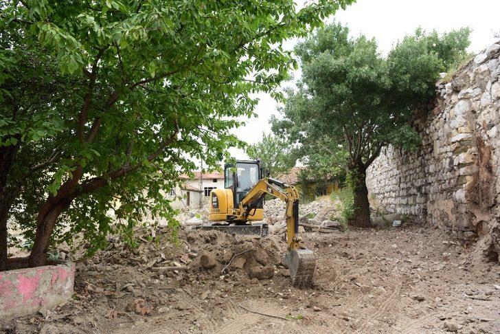 Başkan Aşgın kalede incelemelerde bulundu G2