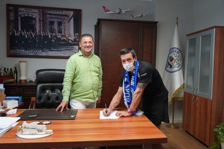 Milas Belediyespor Voleybol Takımı’nda imzalar atıldı G4