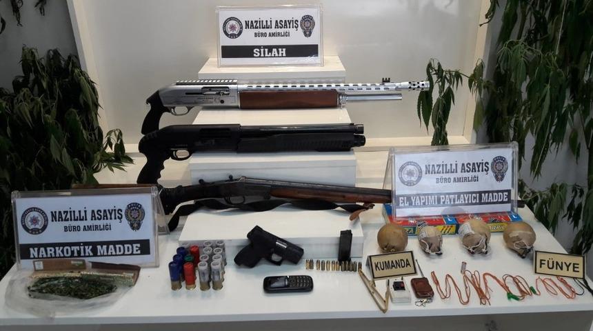 Nazilli’deki operasyonda çok sayıda silah ve uyuşturucu madde ele geçirildi
