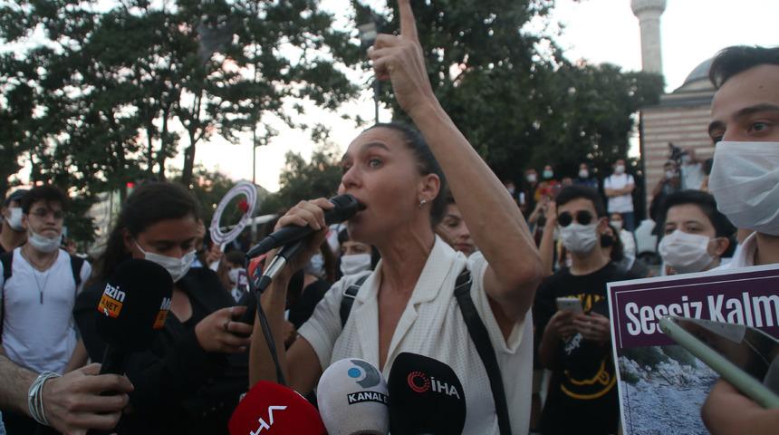 Pınar G&uuml;ltekin cinayetine tepkiler &ccedil;ığ gibi b&uuml;y&uuml;yor!