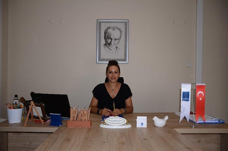 Kuşadası Belediyesi’ne kadın eli değdi G3