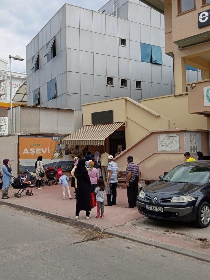 Yalovalı çiftten örnek davranış G3