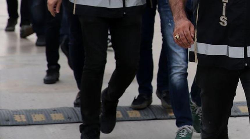 Ankara merkezli 13 ilde FET&Ouml; operasyonu! G&ouml;zaltılar var