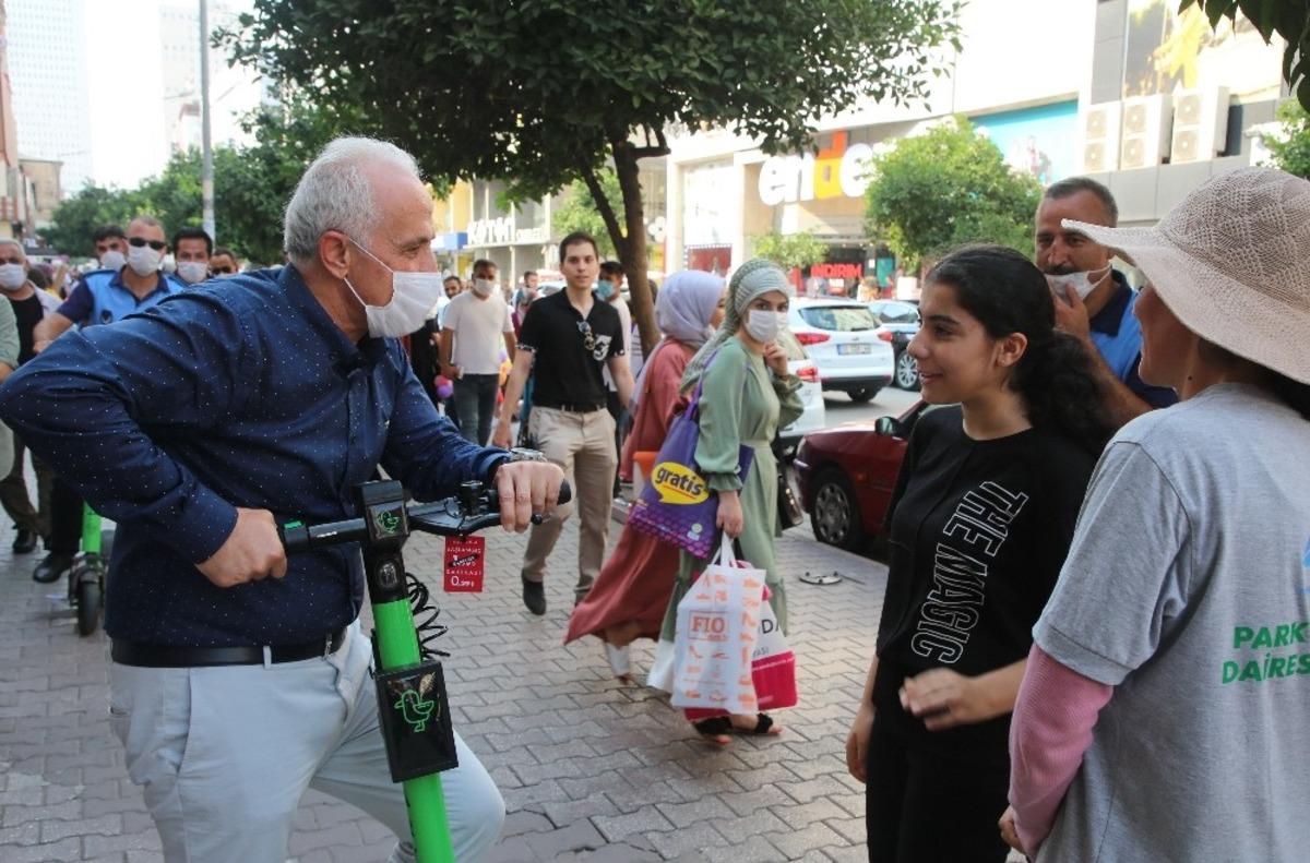 B&uuml;y&uuml;kşehir Belediyesi ile Akdeniz Belediyesi arasında &lsquo;scooter&rsquo; gerginliği