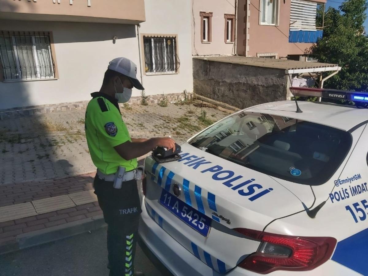 Otomobil ile bisiklet &ccedil;arpıştı, 1 kişi yaralandı