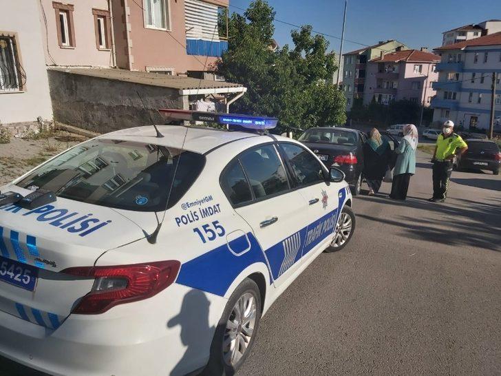 Otomobil ile bisiklet çarpıştı, 1 kişi yaralandı G3