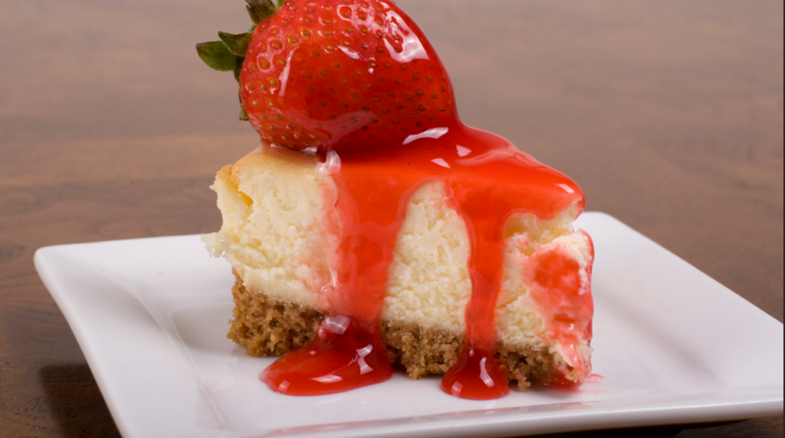 Çilekli cheesecake tarifi: Mutfağınızı buram buram taze çilek kokusu saracak