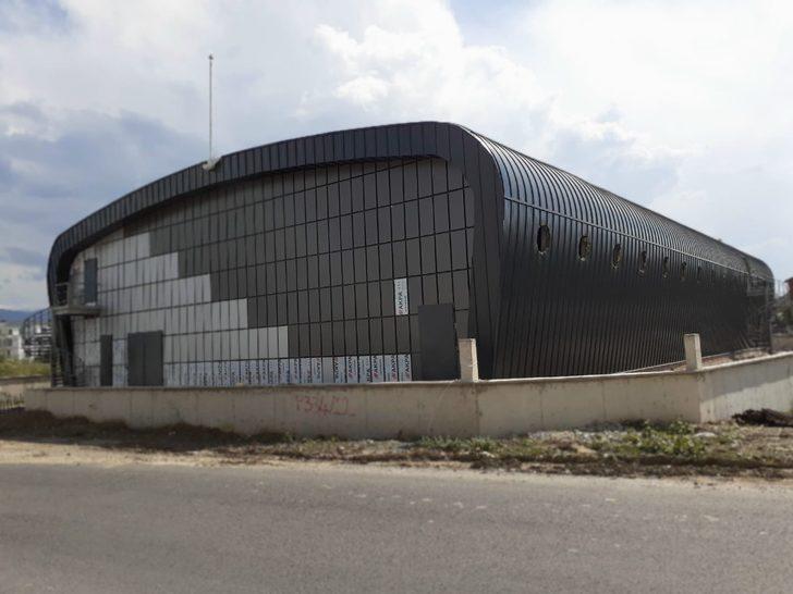 Kartepe İHL Spor Salonu’nun çevre imalatı başladı G1