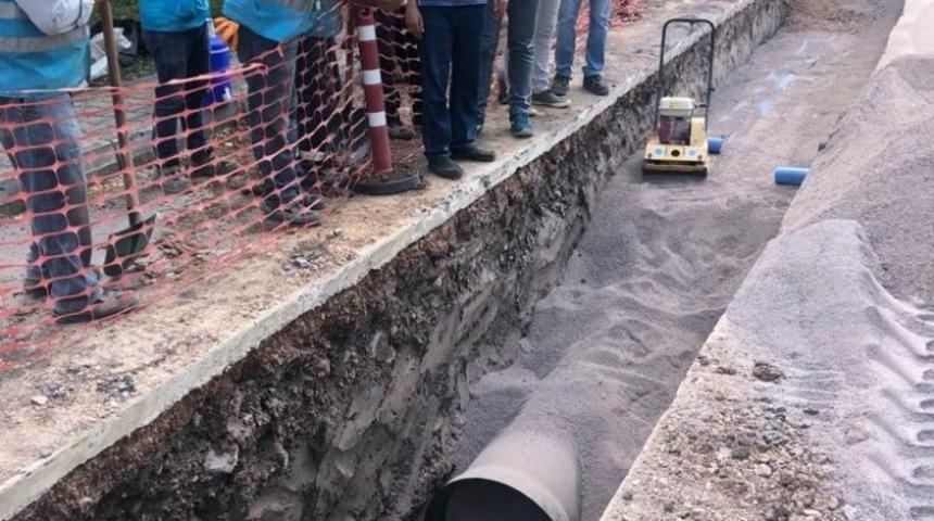 İSU Genel M&uuml;d&uuml;r&uuml; Ali Sağlık, yatırımları yerinde inceledi