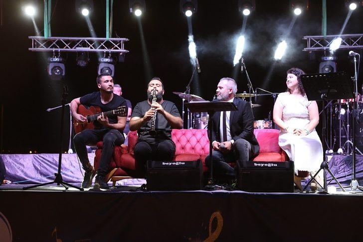 Uzun bir aradan sonra düzenlenen konserde vatandaşlar moral buldu G3