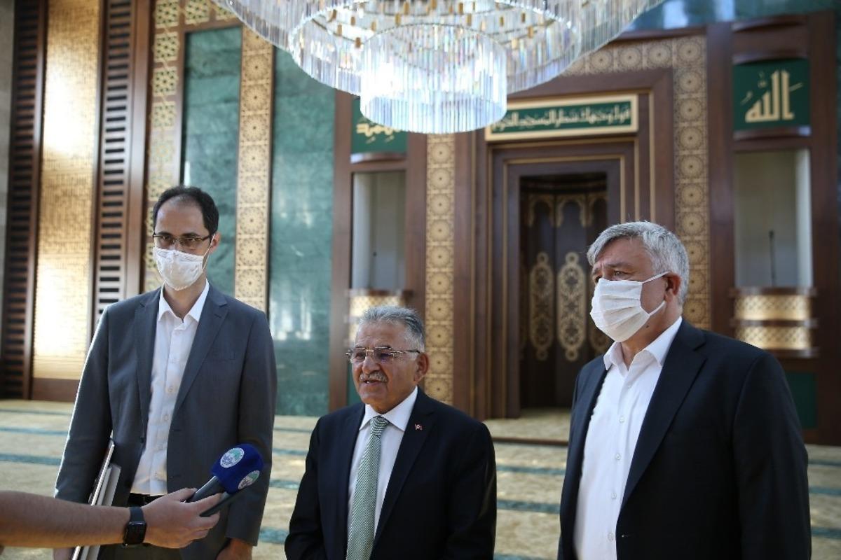 Başkan B&uuml;y&uuml;kkılı&ccedil;&rsquo;ın eli Sahabiye&rsquo;nin &uuml;st&uuml;nde