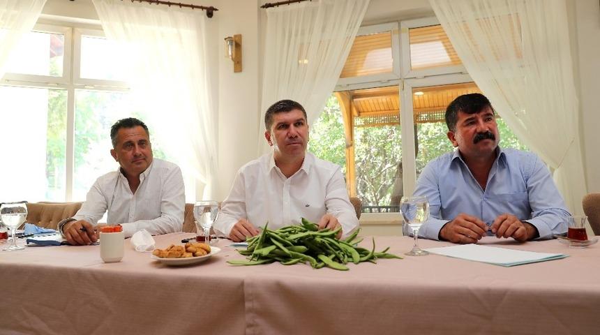Burdur&rsquo;da fasulye &uuml;reticilerinin problemleri dinlendi