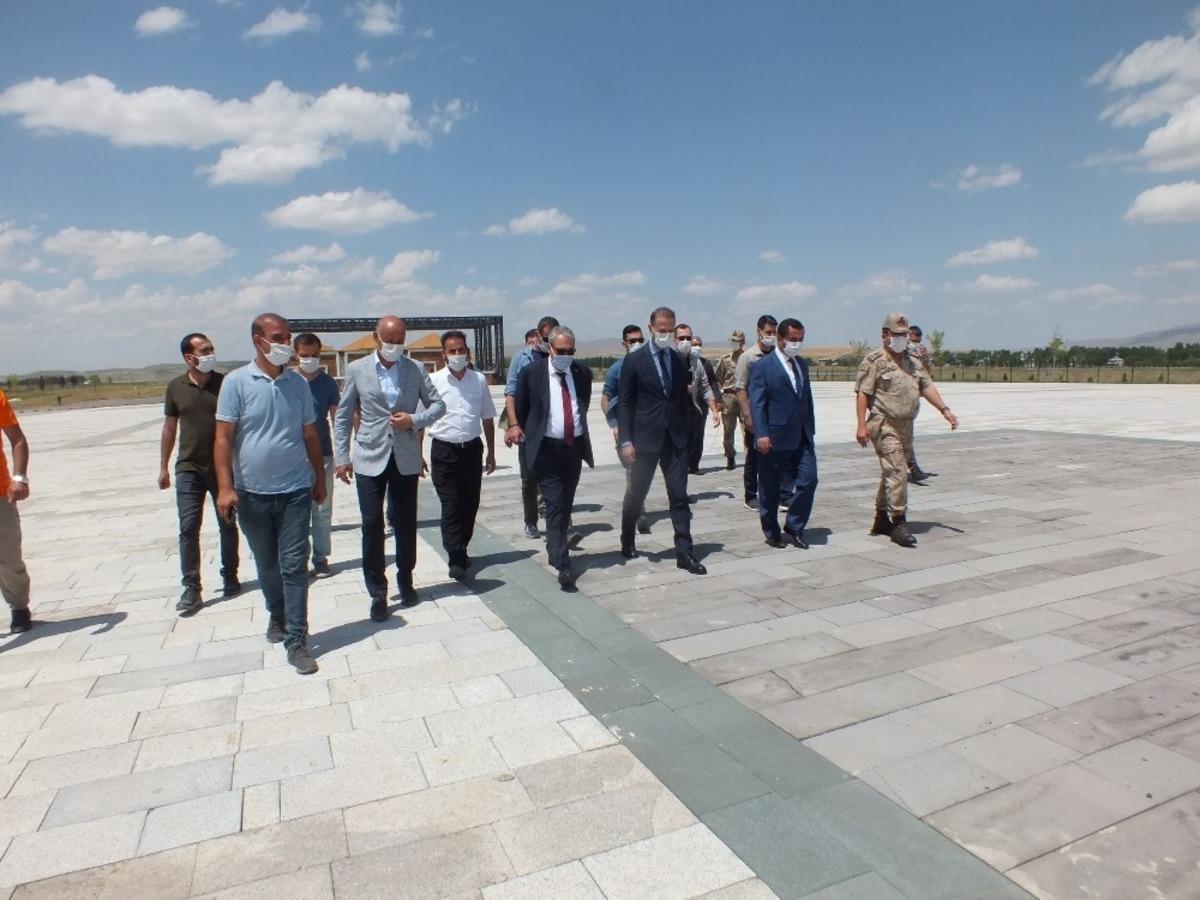 Vali G&uuml;nd&uuml;z&ouml;z, Milli Park&rsquo;taki &ccedil;alışmaları inceledi