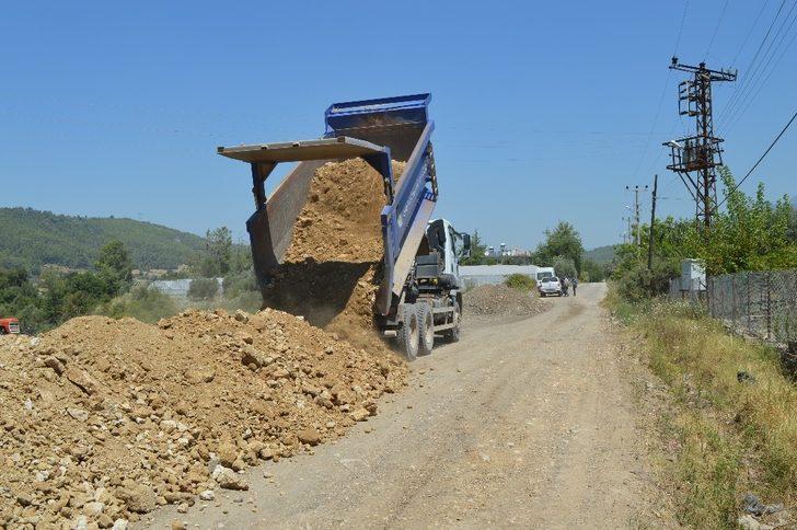 Serik Yanköy-Büğüş grup yolu yenileniyor G1