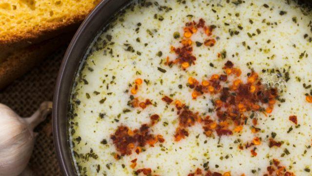 Ünlü şef, Gaziantep'in eşsiz lezzeti lebeniye çorbasının püf noktasını açıkladı! Bu tarif sayesinde...