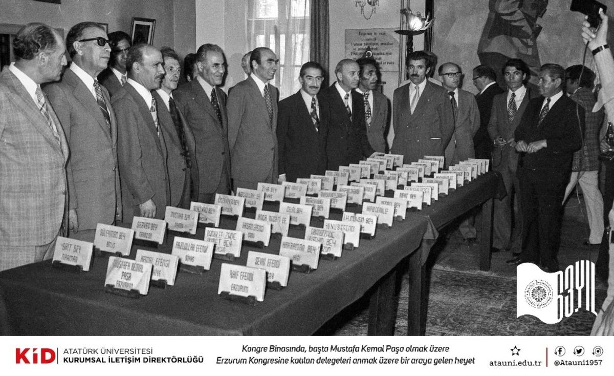 Erzurum Kongresi&rsquo;nin yıl d&ouml;n&uuml;m&uuml; fotoğrafları g&uuml;n y&uuml;z&uuml;ne &ccedil;ıkıyor