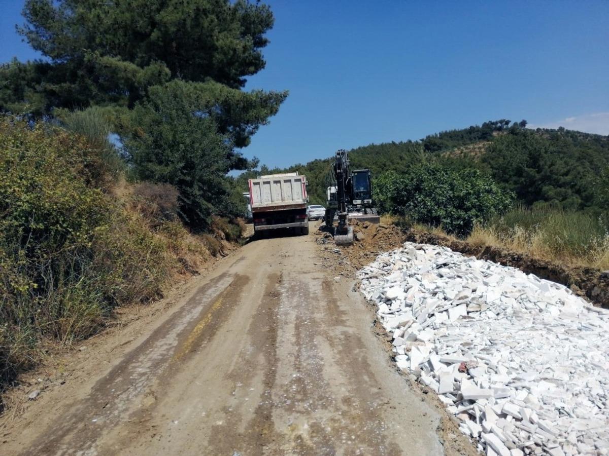 &Ccedil;ayboyu ve Kurucuova yolları asfaltlanıyor