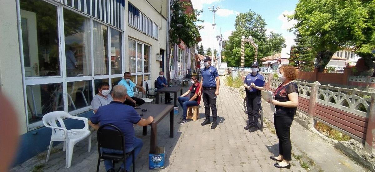 Daday&rsquo;da polis ekipleri maske denetimi yaptı