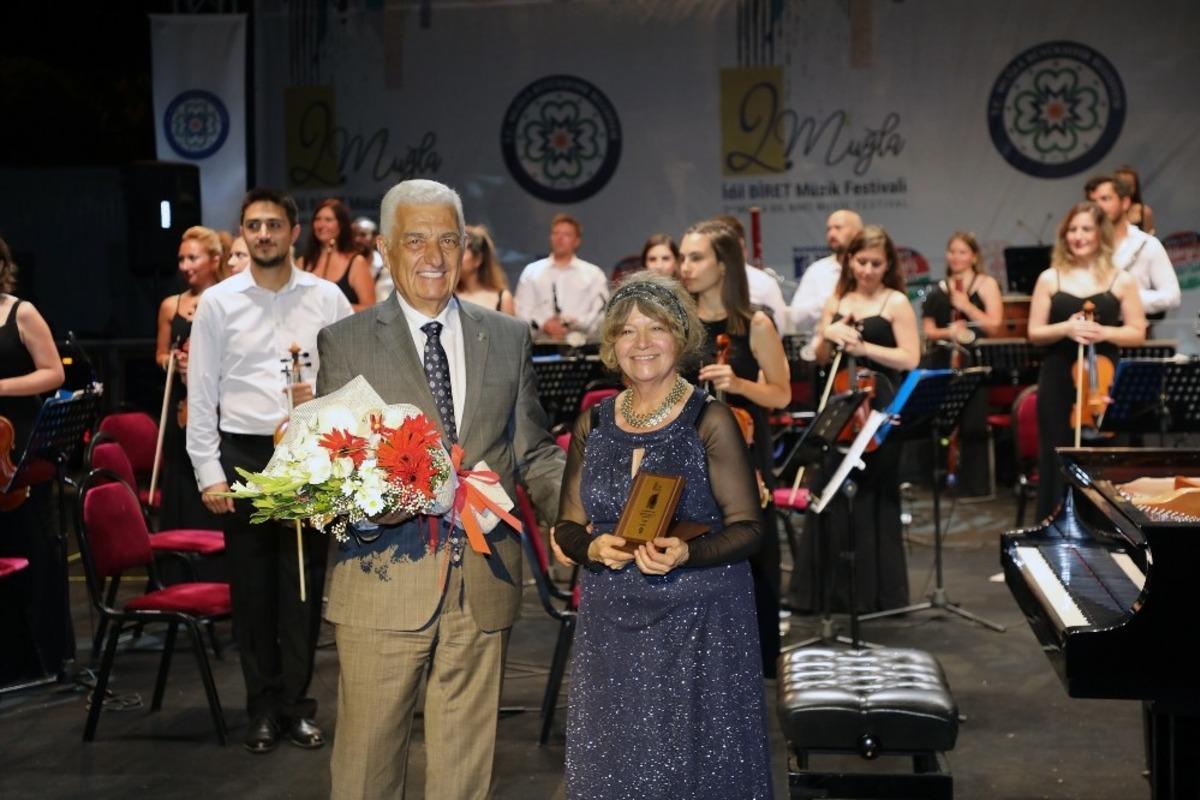 Bodrum&rsquo;da İdil Biret r&uuml;zgarı