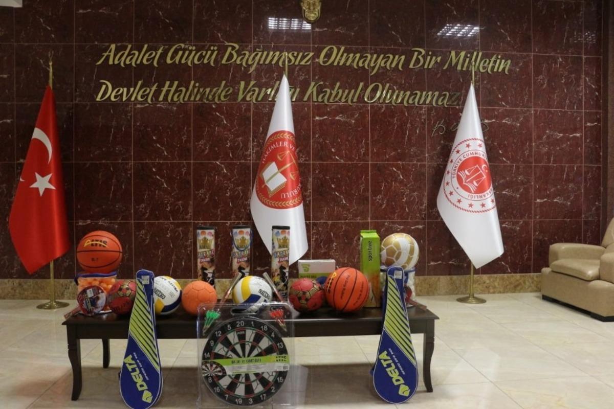 Ceza infaz kurumlarına spor malzemesi desteği