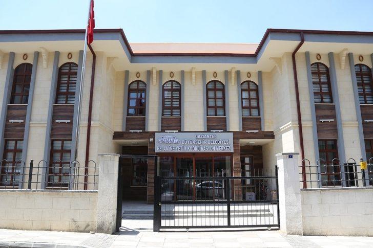 Bayram öncesi yetimlerin yüzü güldü G2