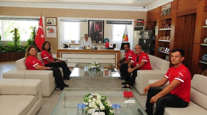 SKUT, Kemer&rsquo;de deniz dibi temizliği yapacak