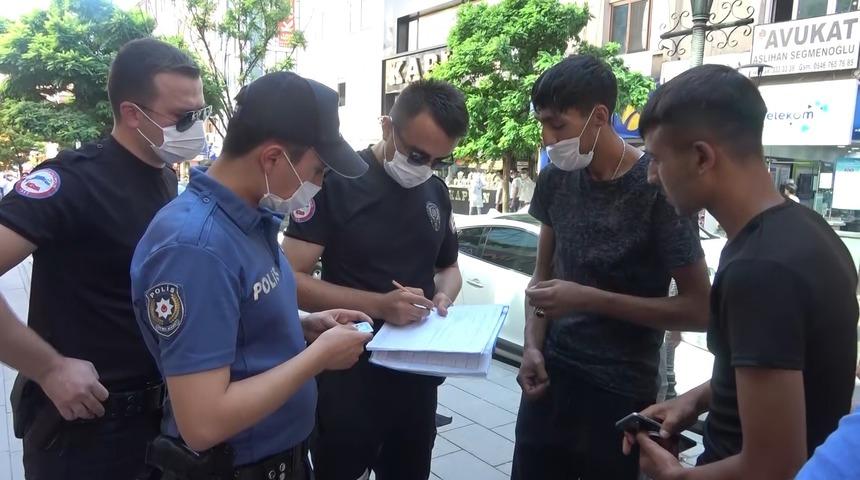 Maske cezası kesilince muhabire sordu: Zeki Müren de bizi görecek mi?