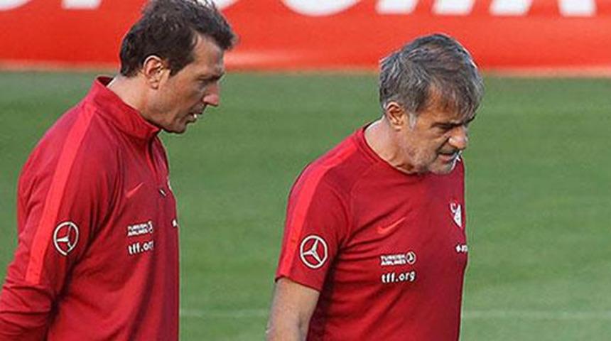 A Milli Takım yardımcı antrenörlerinden Bayram Bektaş görevinden istifa etti!