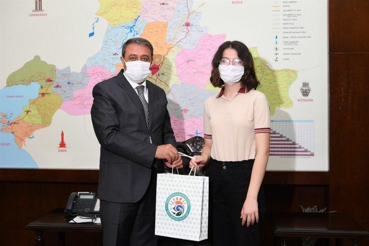 LGS Sınavında tam puan alan öğrenciler ödüllendirdi G5