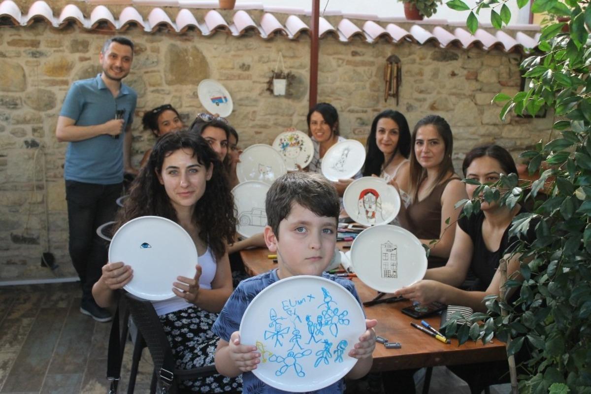 Hobi olarak başladı, şimdi eğitim veriyor