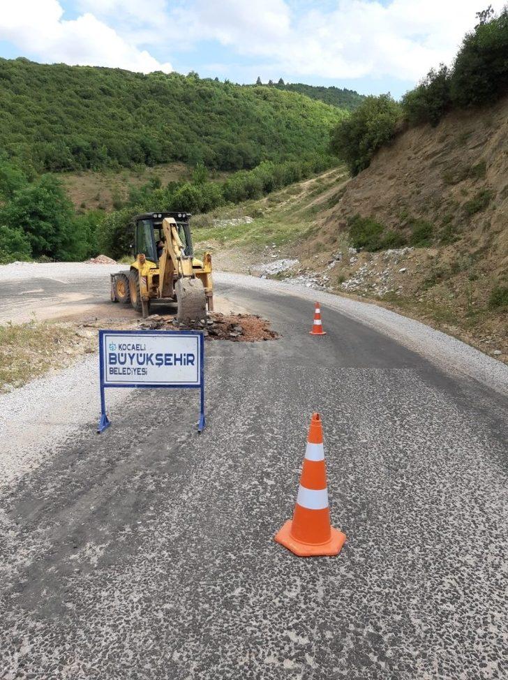 Derince’de kurban pazarına giden alternatif yol onarıldı G1