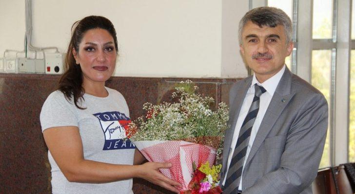 Rektör Uysal, TÖMER öğrenci buluşmalarına katıldı G1