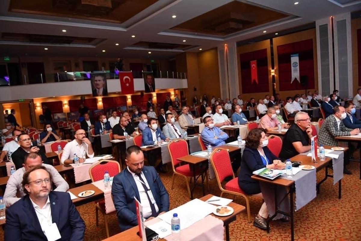 Başkan &Ccedil;er&ccedil;i, Yağlı G&uuml;reş Birliğinde y&ouml;netime yeniden se&ccedil;ildi