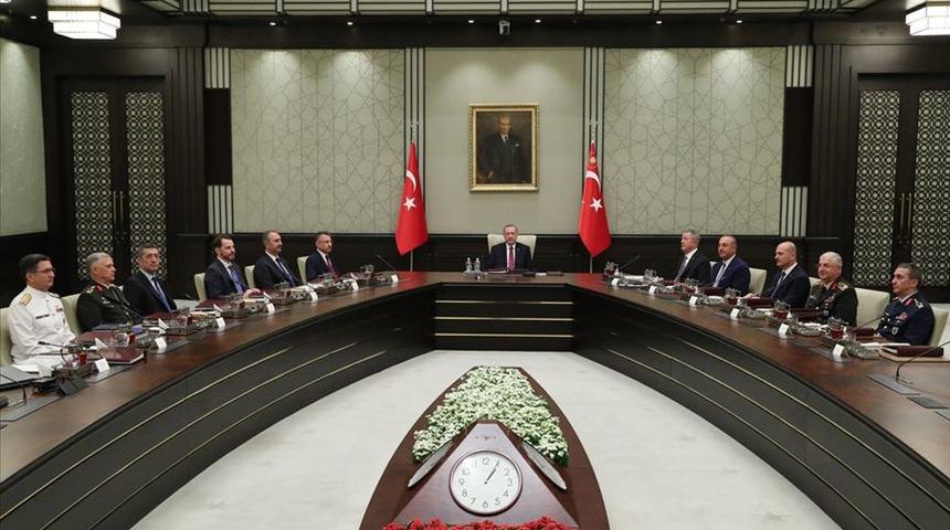 Cumhurbaşkanı Erdoğan başkanlığındaki YAŞ toplantısı sona erdi
