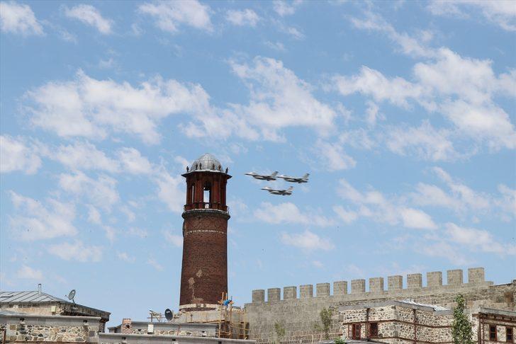 Erzurum Kongresi'nin 101. yıl dönümünde F-16'ların gösterisi nefes kesti G1