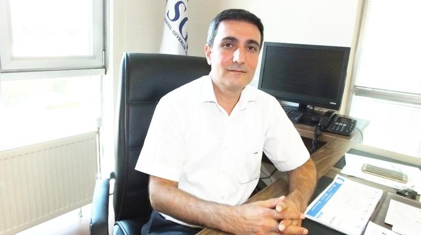 Burhaniye’de SGK Müdürü Gül görevine başladı