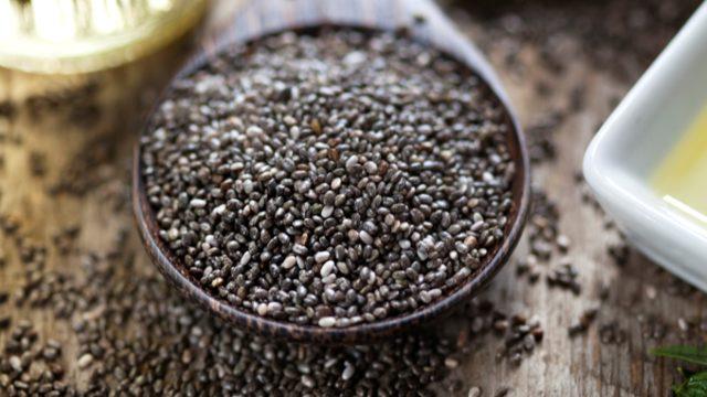 Güzel oyuncu saç bakımında chia tohumu kullanıyormuş! İşte saçları güzelleştiren o harika teknik...