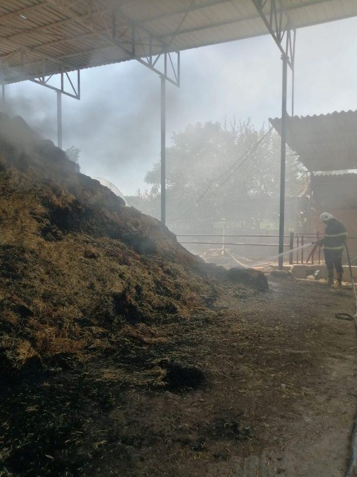 Kaynak makinesi 20 ton samanı küle çevirdi G3