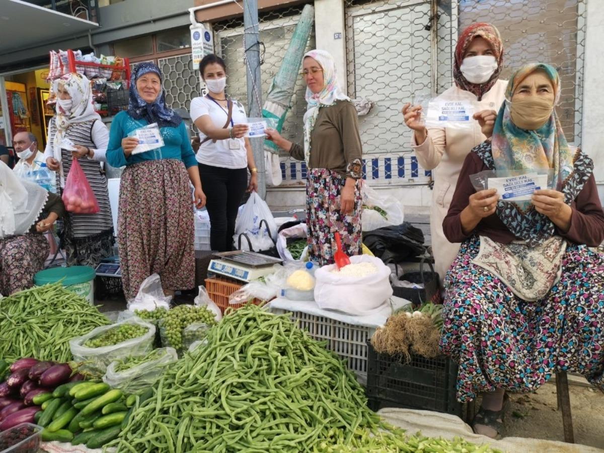 Aydın B&uuml;y&uuml;kşehir Belediyesi maske dağıtımına devam ediyor